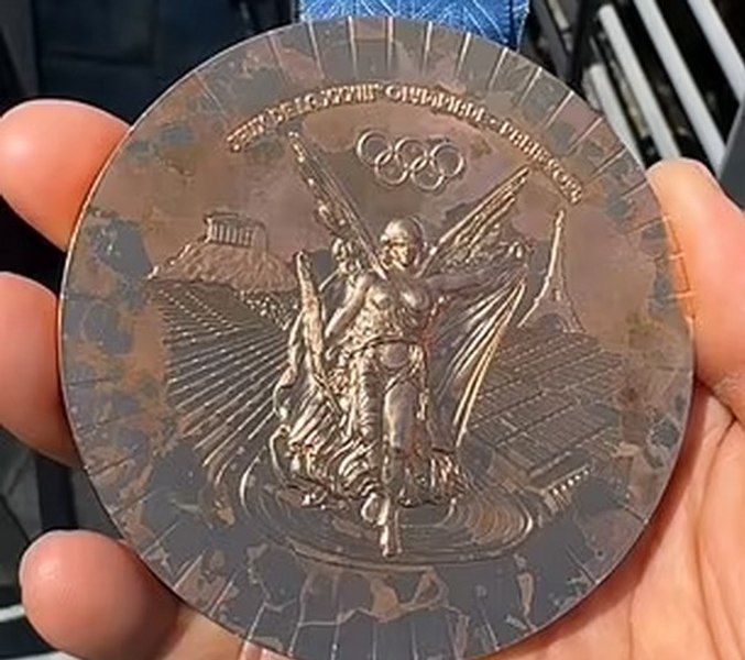 Un olimpic s-a plâns de „proasta calitate a medaliei sale de bronz”: „Parcă a fost la război!” Ce i-au răspuns organizatorii