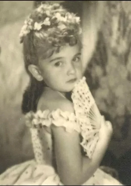 Margareta Pâslaru, în perioada copilăriei / foto: Arhiva personală