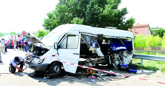 Accidentul de la Ialoveni a provocat moartea a patru persoane, iar 11 au fost traumatizate
