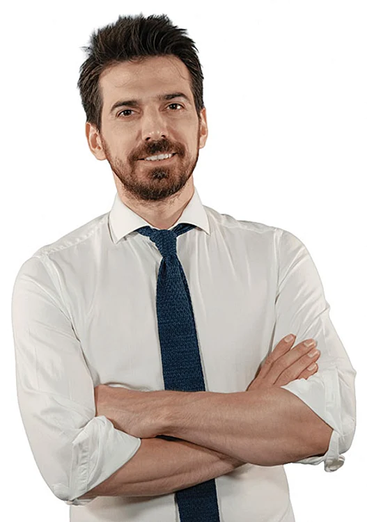 Tuncay Ozturk, osteopat