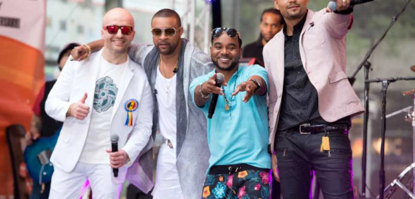 Costi Ioniţă, alături de rapperi Shaggy, Mohombi şi Rayvon, pe scena din New York FOTO stirileprotv.ro