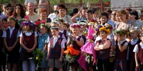 Cursurile încep anul acesta în 17 septembrie, iar anul viitor în 16