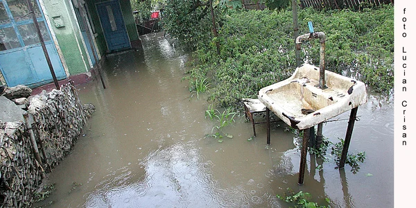 Tuzla a fost una dintre cele mai afectate localităţi de inundaţiile din 2005