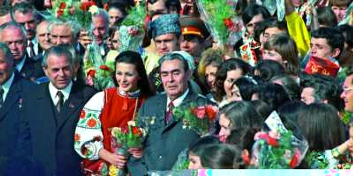 Liderul sovietic Leonid Brejnev în vizită la Chişinău