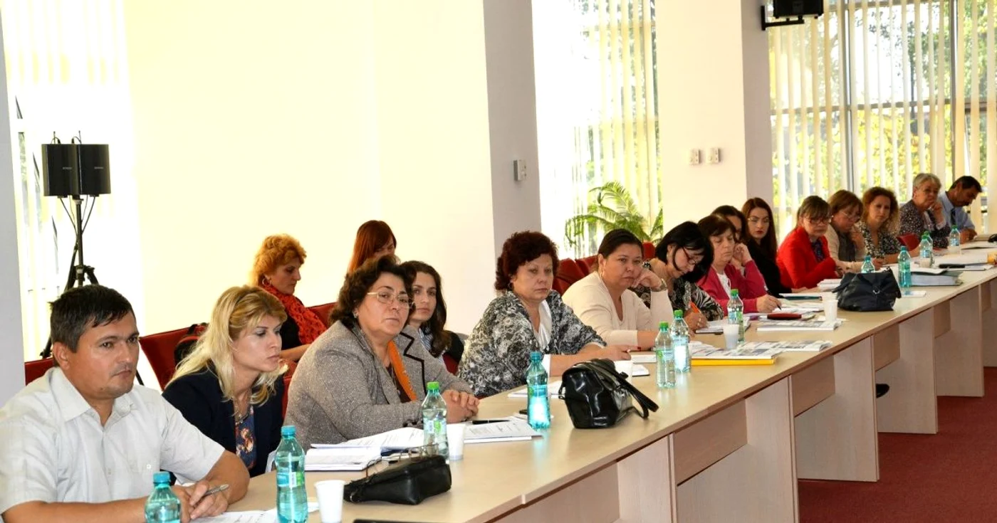 Beneficiarii de bani europeni, la seminar
