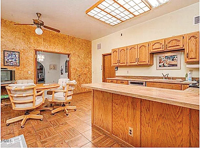 Este mobilat elegant. Foto: Daily Star