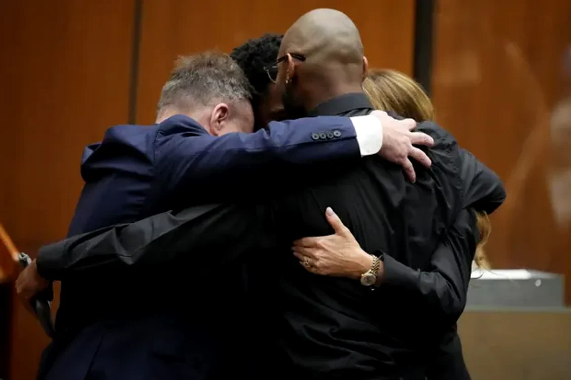 Doi bărbați din Sua au fost eliberați după 17 ani stați în pușcărie pe nedrept. Foto: AP.