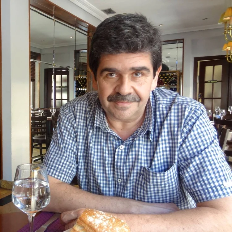 Scriitorul Radu Paraschivescu                                                                               FOTO: Arhiva personală