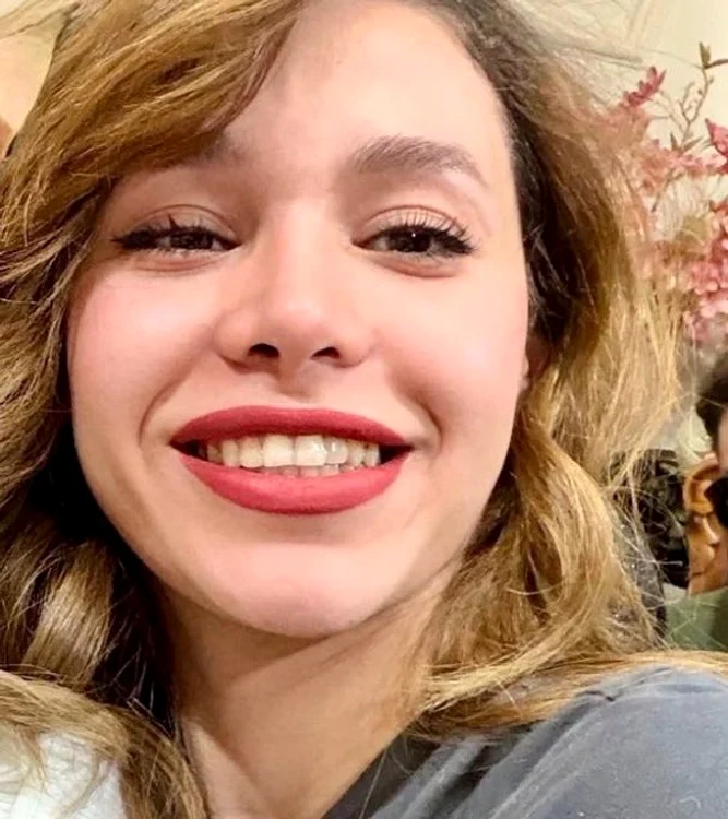 Studentă din Iran în vârstă de 23 de ani, împuşcată în cap „de la mică distanţă” de forțele de ordine. Mărturia familiei