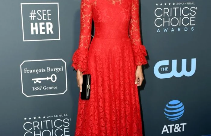 nina dobrev critics choice awards foto guliver getty images