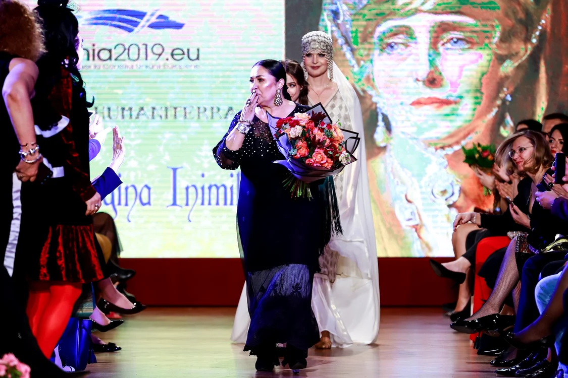 20 liza panait colectia regina maria 10 jpg jpeg