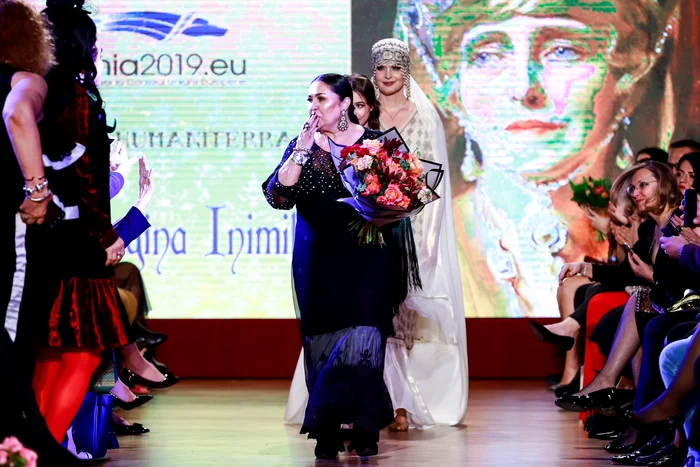 20 liza panait colectia regina maria 10 jpg jpeg