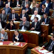 parlament ungaria epa