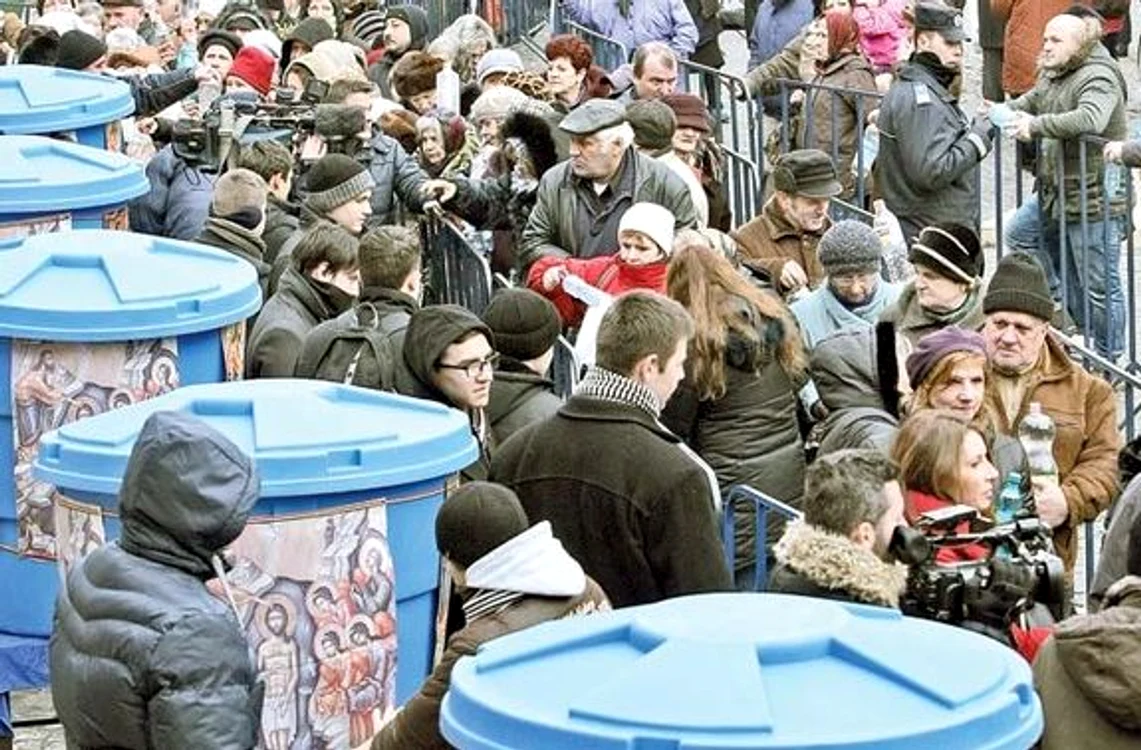 Aşa arată butoaiele în care se ţine apa