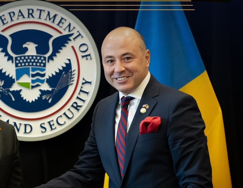 Ce spune ambasadorul României în SUA despre „amenințările delirante” făcute de Călin Georgescu, prins cu minciuna participării șa învestirea lui Trump