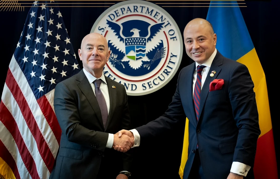 Andrei Muraru se va întâlni cu Alejandro Mayorkas pentru a consemna aderarea României Foto: Facebook