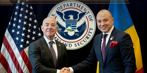 Alejandro Mayorkas intalnire cu ambasadorul României în Statele Unite, Andrei Muraru Foto Ambasada României in SUA jpg