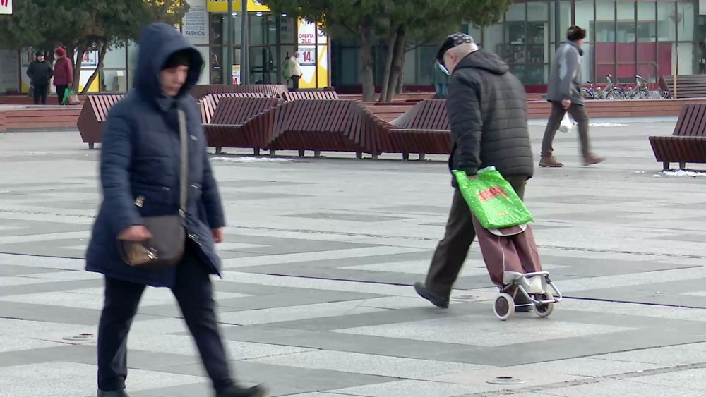 Ianuarie, luna când încă regretăm perioada sărbătorilor dar plângem după banii cheltuiți VIDEO