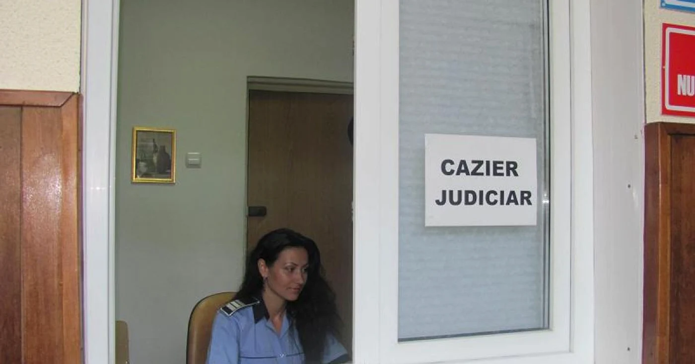 Cazierul se obţine de la ghişeele Poliţiei FOTO Adevărul