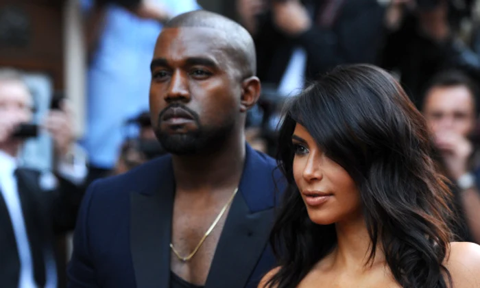 kim k si kanie jpeg