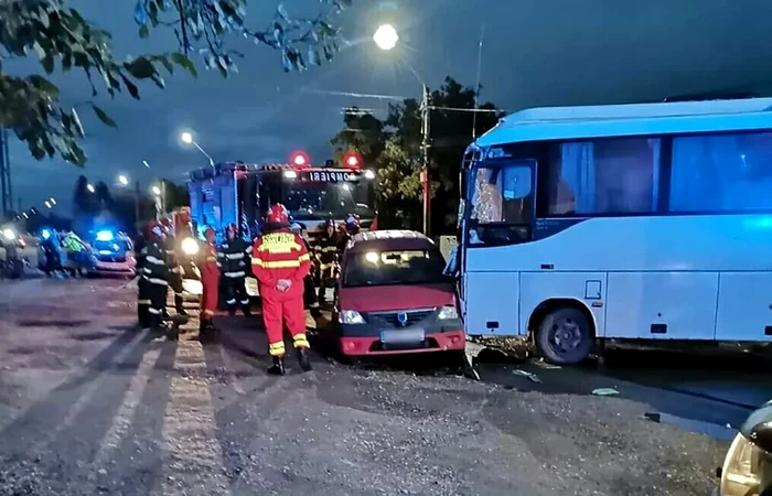 Accidentul de la Sălcuța, Dâmbovița FOTO Stirilafixdb.ro