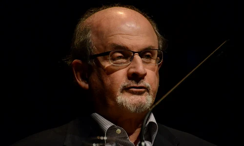 Salman Rushdie (© Fronteiras do Pensamento / Wikimedia Commons)