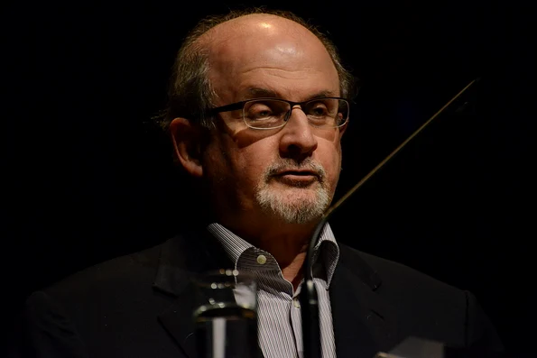 Salman Rushdie (© Fronteiras do Pensamento / Wikimedia Commons)