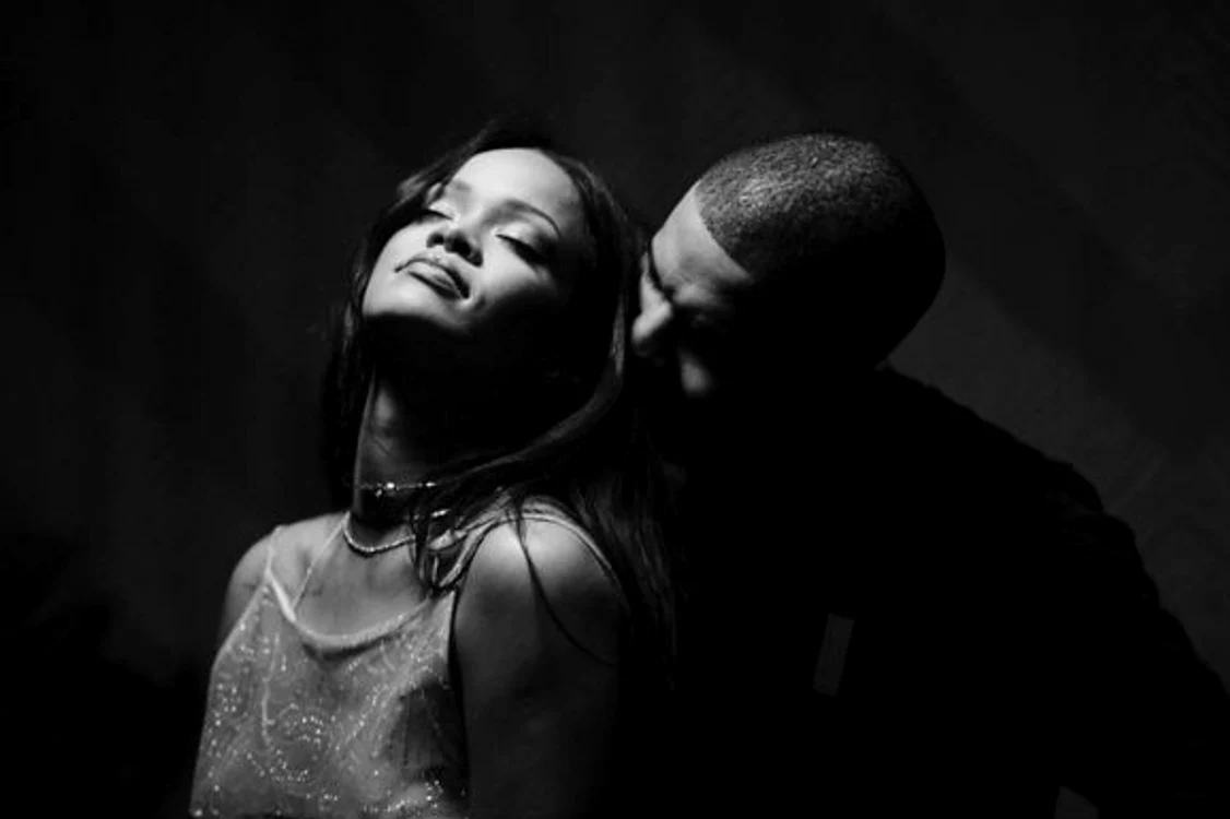 Rihanna și Drake și-au făcut de cap în noul clipFoto: captură video