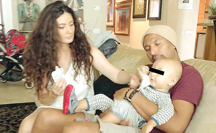 Claudia, alături de iubitul, Jeremy, şi de fiul lor, Noah, pe vremea când formau o familie fericită în America