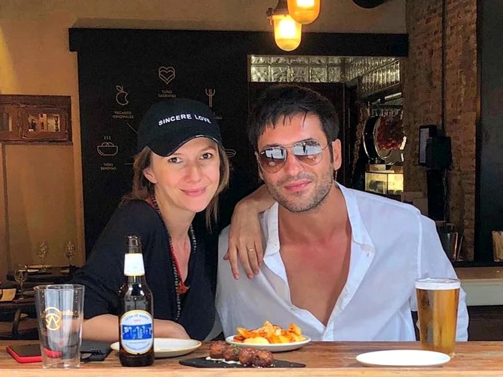 
    Adela Popescu și Radu Vâlcan au devenit părinți pentru a doua oarăFoto Instagram  