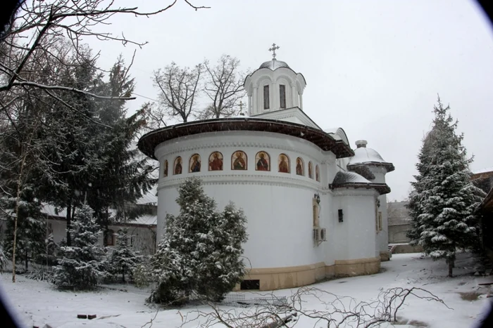 Schitul Darvari din Bucureşti ( Sursa foto: www.schituldarvari.ro )