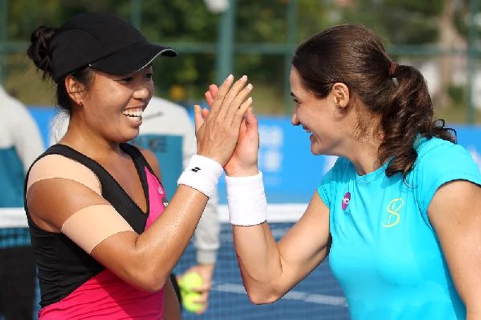
    Monica Niculescu si Vania King au castigat titlul la Shenzhen  