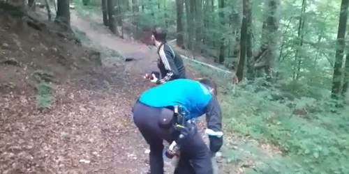 Jandarmii chemati în ajutorul turiştilor speriaţi de ursi