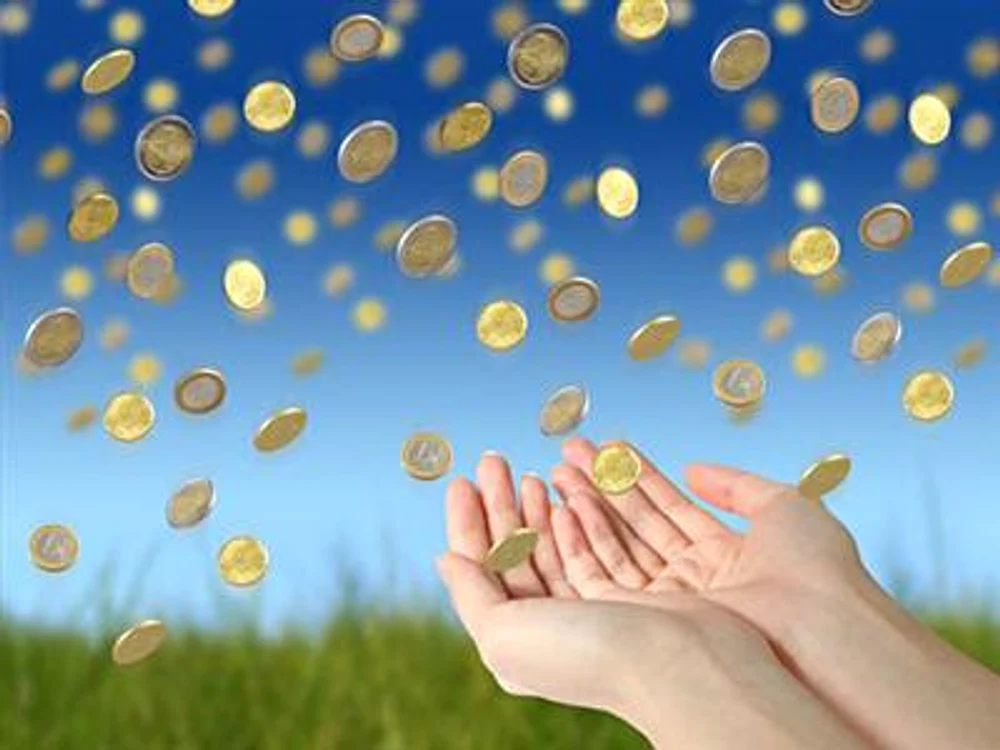 
    Horoscop zilnic 17 august: Taurii refuză oferte financiare  