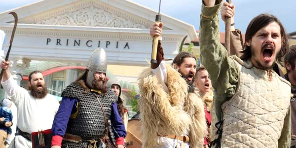 Daci şi romani la Apulum