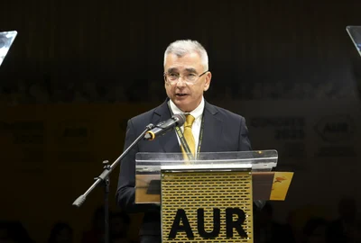 Petrișor Peiu Facebook AUR jpg