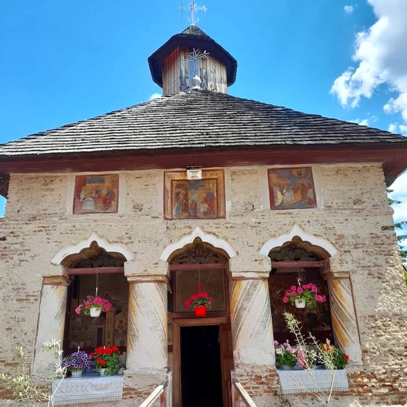 Manastirea Bascovele Foto   Sorin Mazilescu jpg