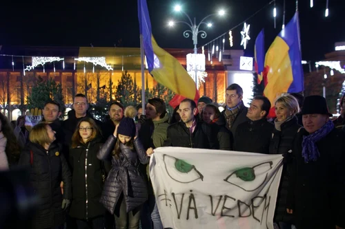 Proteste Piaţa Victoriei - Ludovic Orban - Raluca Turcan / FOTO Inquam Photos / Octav Ganea / 10 dec 2017