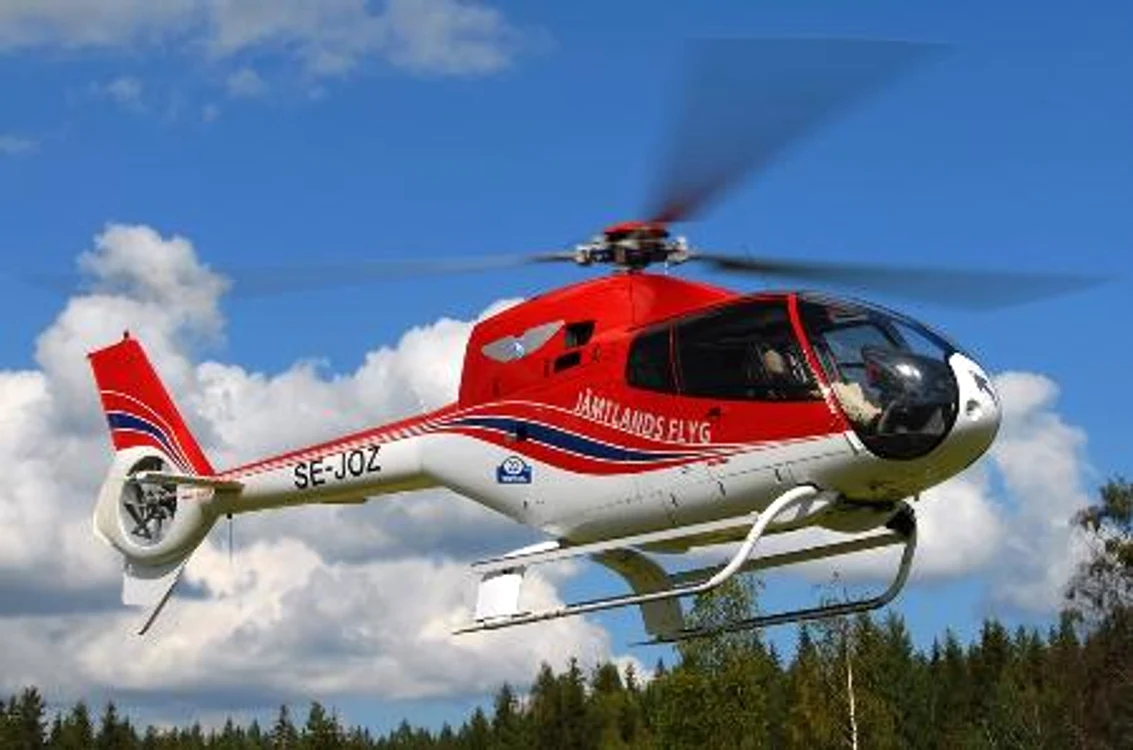 Pilotul aparatului era un bărbat în vârstă de 49 de ani