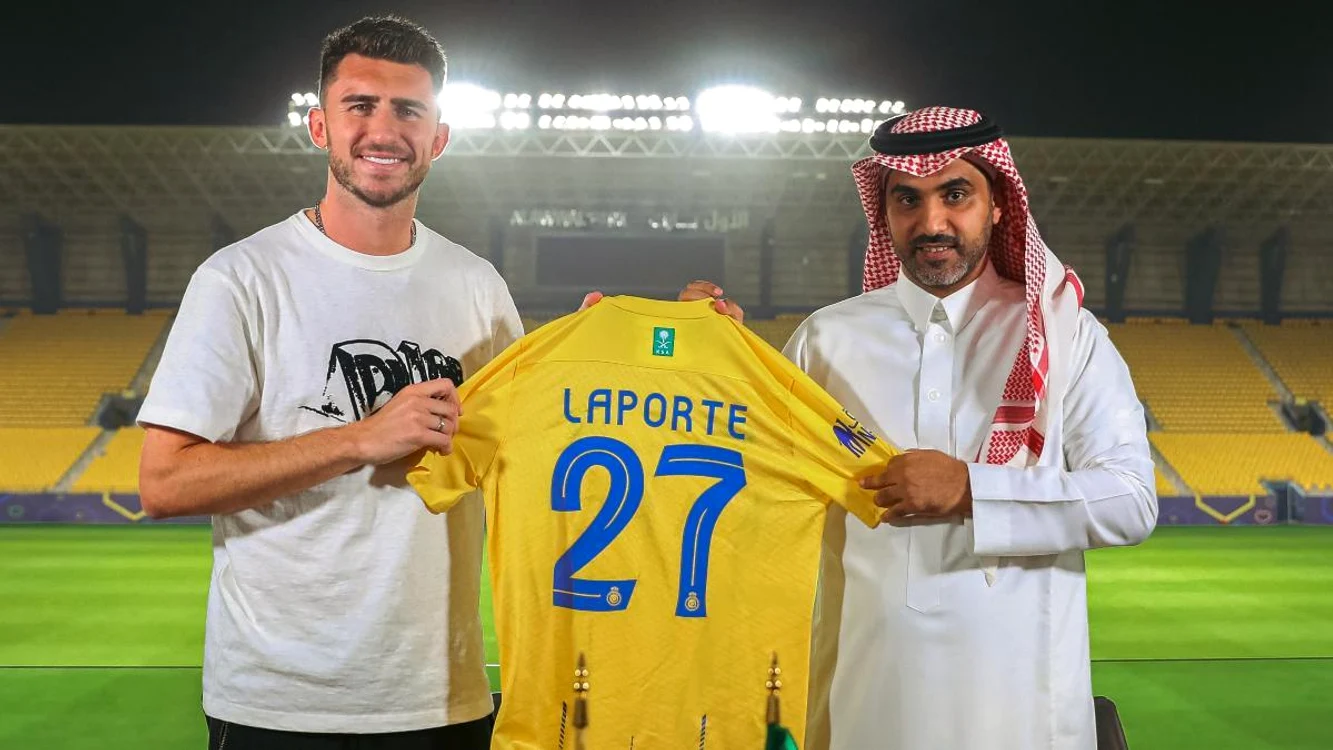 Aymeric Laporte în momentul prezentării sale la Al-Nassr Riad