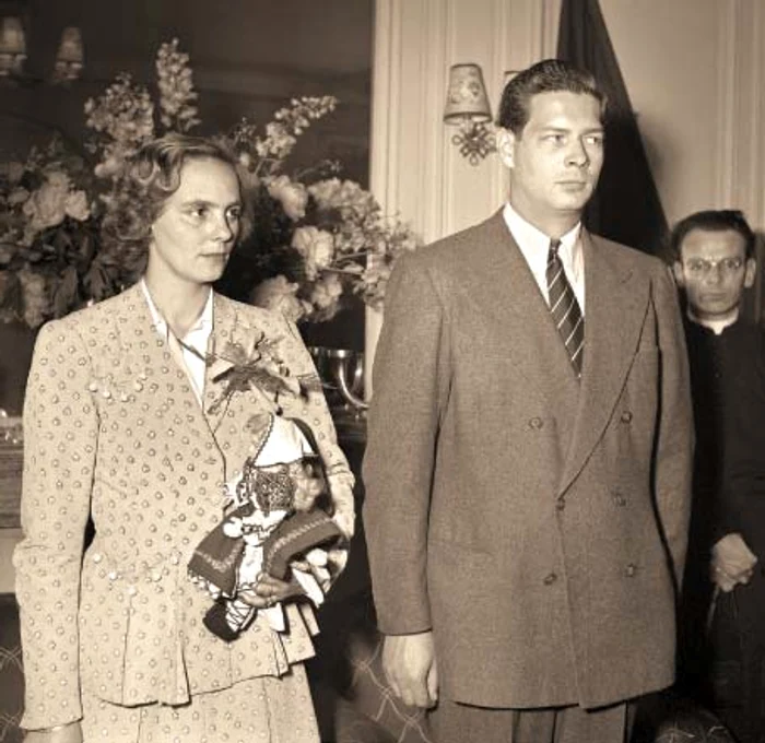 Regina Ana şi Regele Mihai, la Lausanne, în 1951  Foto: AFP