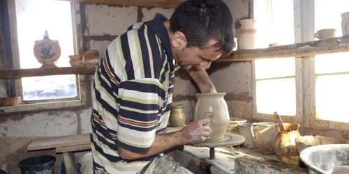 olarul marcel tanasie de la noaptesa-mehedinti FOTO Alexandra Georgescu