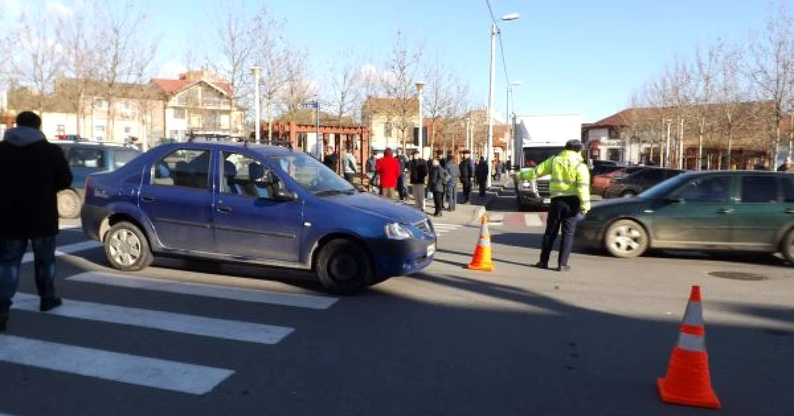 accident pe trecerea de pietoni la severin FOTO Corina Macavei 