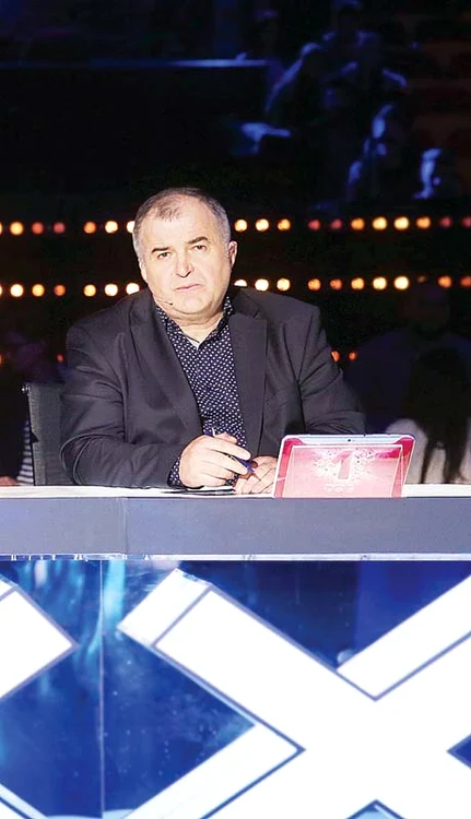 Juratul Florin Călinescu  îmlineşte astăzi 60 de ani