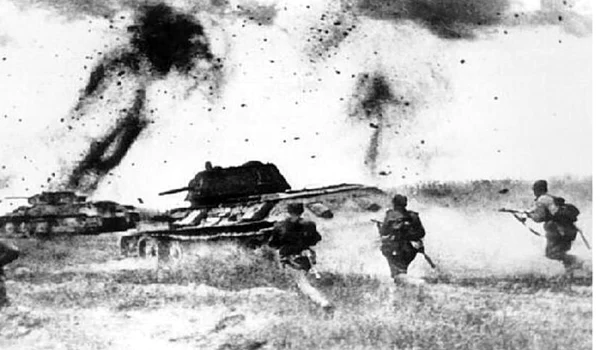 Bătălia de la Kursk, cea mai mare înfruntare de blindate din istorie jpeg