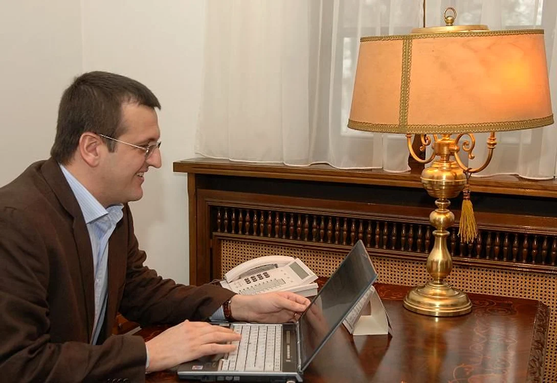 "Impactul francofoniei nu mai e astăzi strict cultural" dialog cu Cristian PREDA jpeg