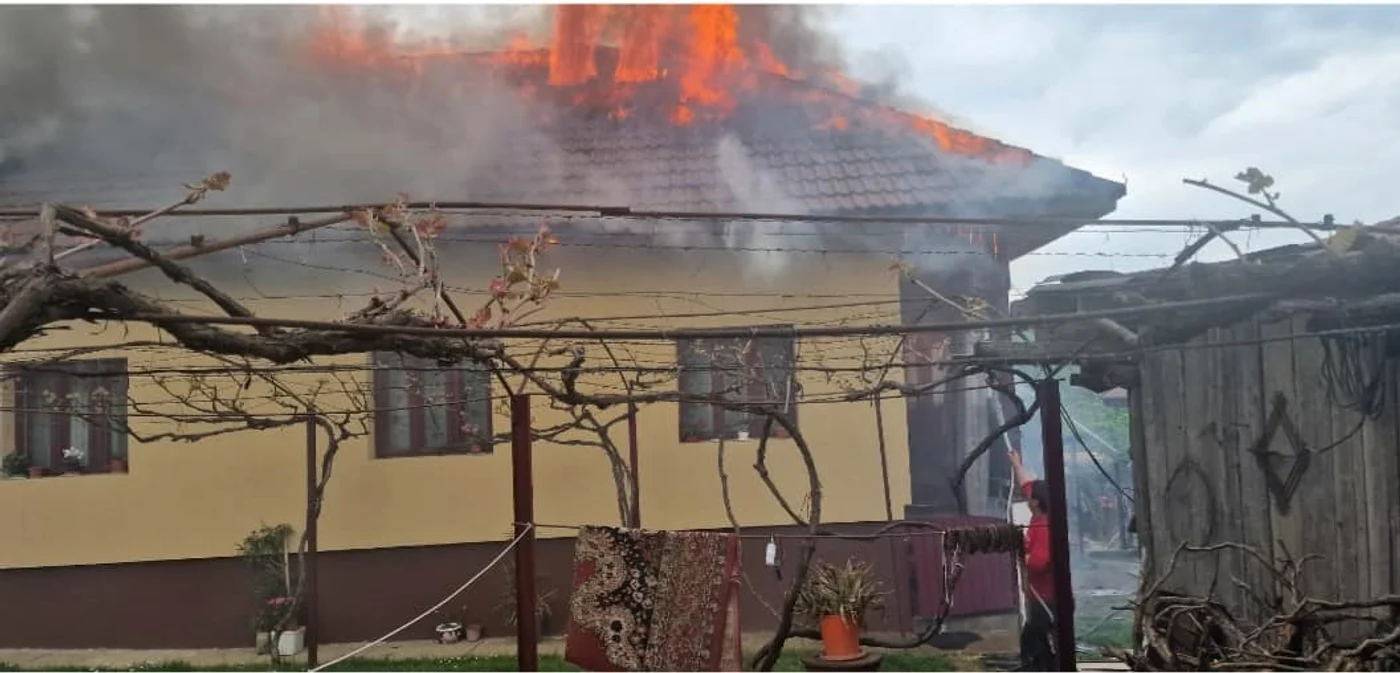Casa familiei Blendea a fost reparată într-un timp record Foto: Narcis Petre Remetea/Facebook
