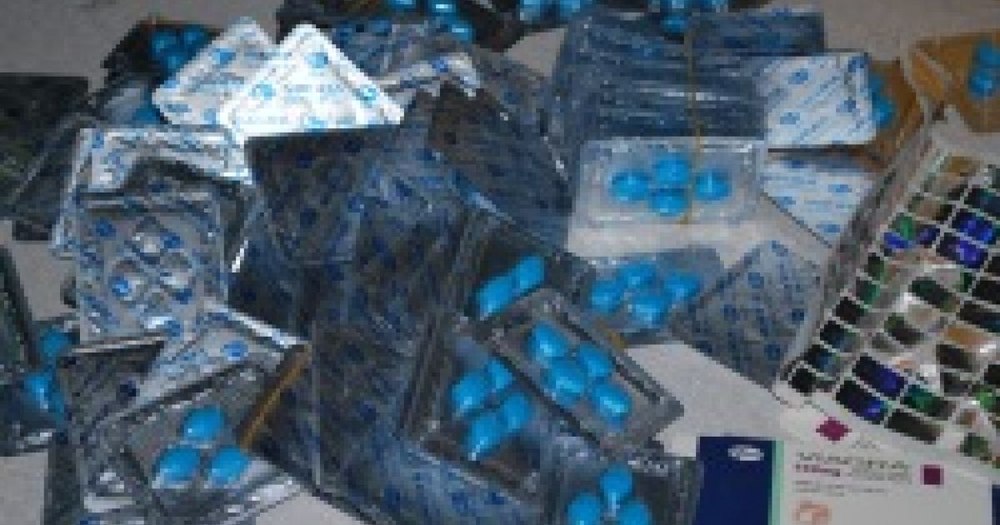 Un bărbat a fost arestat după ce a vândut substanțe ilegale cu efect de Viagra. Ce sentință a primit