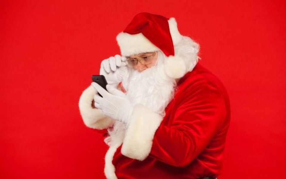 Moș Crăciun vine mai devreme pentru investitori. Când a fost inventat „Santa Rally” și ce efecte produce
