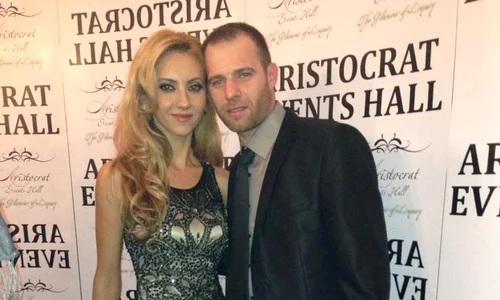 Simona Nae şi viitorul ei soţ, Bogdan Topciu jpeg